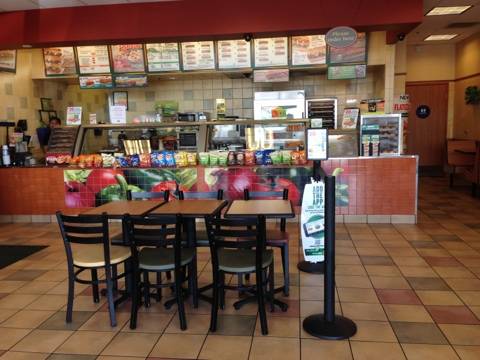 Subway Restaurants | restaurant | 1331 E 4th St, Ontario, CA 91764, USA | 9093210209 OR +1 909-321-0209