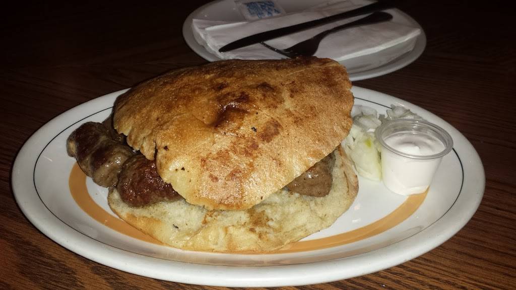 Berinas Specialty Grill & Restaurant | restaurant | 889 Pantera Dr, Mississauga, ON L4W 2R9, Canada | 9052060607 OR +1 905-206-0607