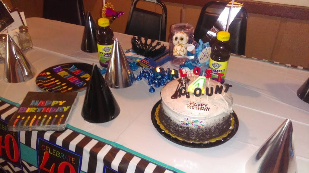 Olivers In the Heights | restaurant | 1231 E Samuel Ave, Peoria Heights, IL 61616, USA | 3096811779 OR +1 309-681-1779