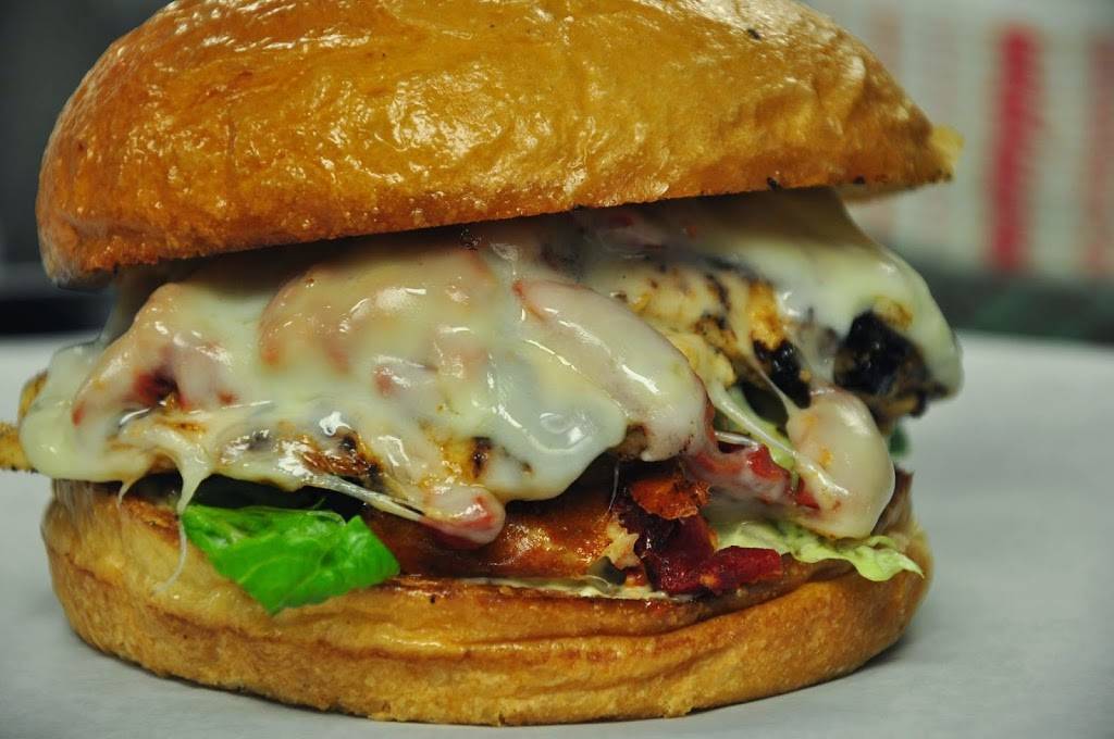 Uncle Ubers Sammich Shop | meal takeaway | 2713 Commerce St, Dallas, TX 75226, USA | 2146538237 OR +1 214-653-8237