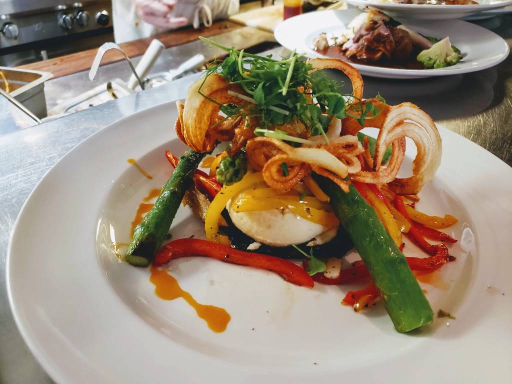 Alexanders Restaurant | restaurant | 4077 Tamiami Trail N D101, Naples, FL 34103, USA | 2392624999 OR +1 239-262-4999