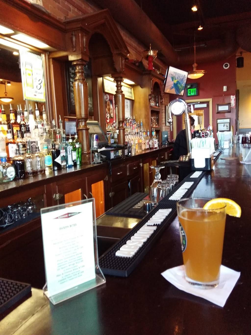 Union Street Tavern | restaurant | 20 Union St, Windsor, CT 06095, USA | 8606832899 OR +1 860-683-2899