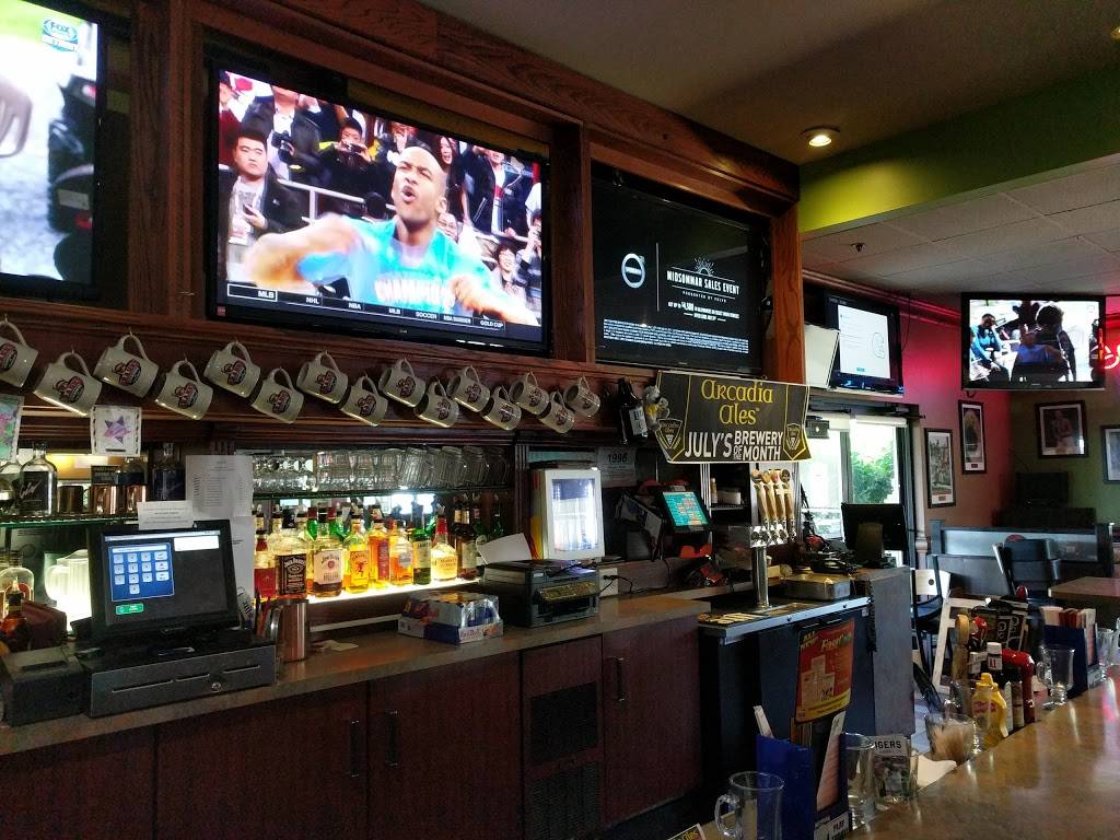 Branns Steakhouse and Grille | restaurant | 700 M L King Dr, Portage, MI 49024, USA | 2693218852 OR +1 269-321-8852