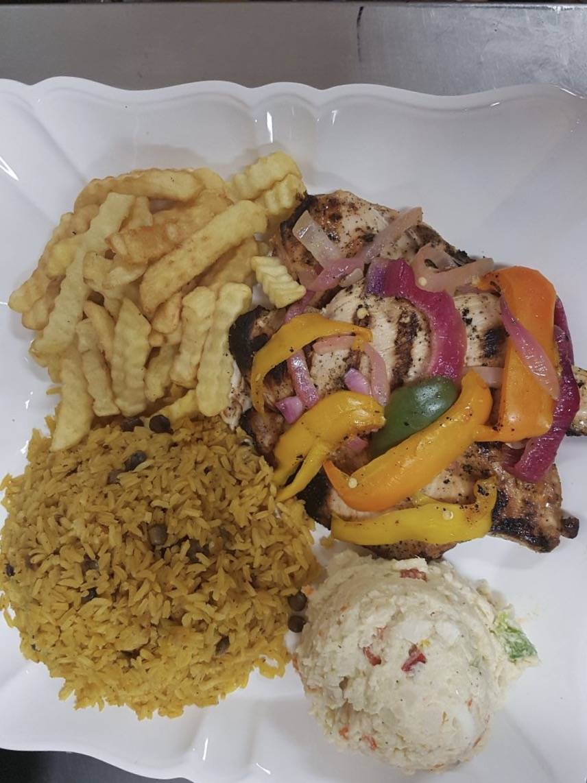 Riverview Fresh Market | restaurant | 9613 US-301, Riverview, FL 33578, USA | 8133742353 OR +1 813-374-2353