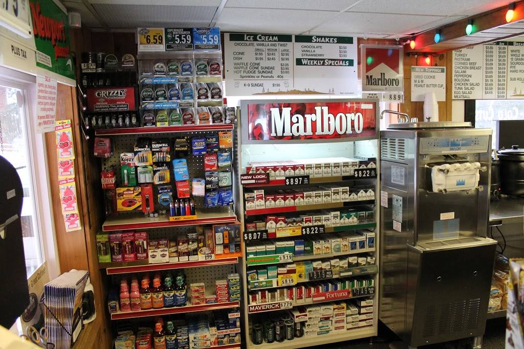 Adirondack Corner Store | cafe | 188 Newman Rd, Lake Placid, NY 12946, USA | 5185231689 OR +1 518-523-1689