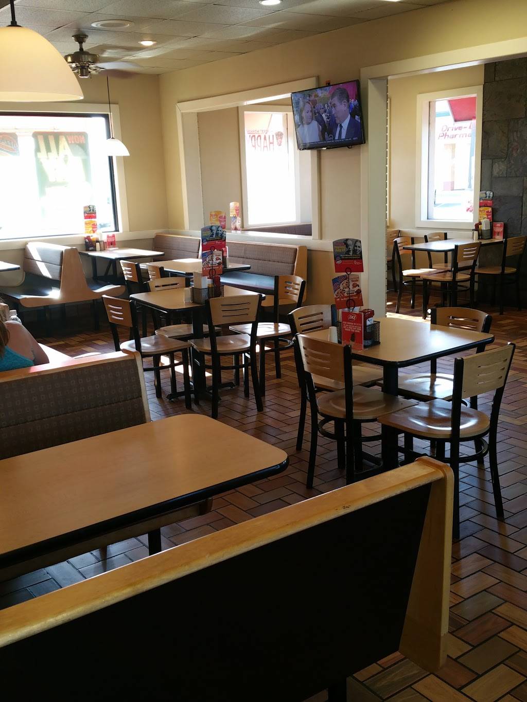 Dairy Queen Grill & Chill | restaurant | 31 S S Kingshighway, Cape Girardeau, MO 63703, USA | 5733345845 OR +1 573-334-5845
