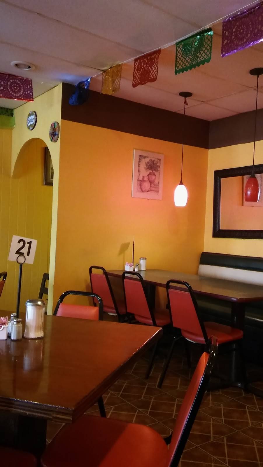 Iselas Tacos | restaurant | 3650 Culebra Rd, San Antonio, TX 78228, USA | 2104682240 OR +1 210-468-2240