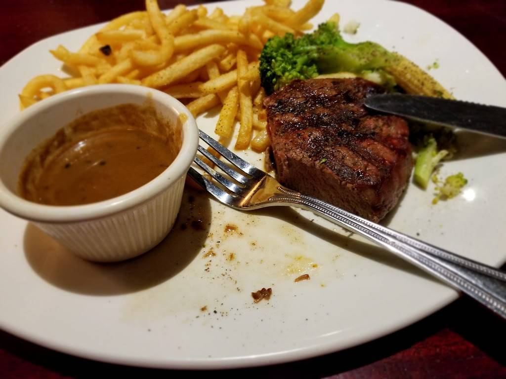 Bâton Rouge Steakhouse & Bar | restaurant | 1400 Rue Yves-Blais, Terrebonne, QC J6V 1P7, Canada | 4505811888 OR +1 450-581-1888