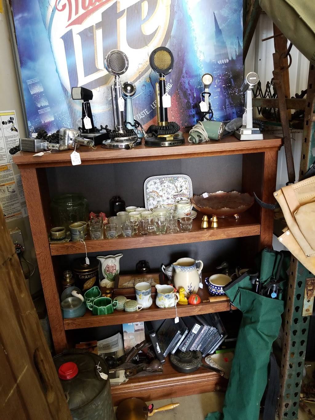 Midwestern BBQ | restaurant | 1150 S Broadway, Salem, IL 62881, USA | 6183670907 OR +1 618-367-0907