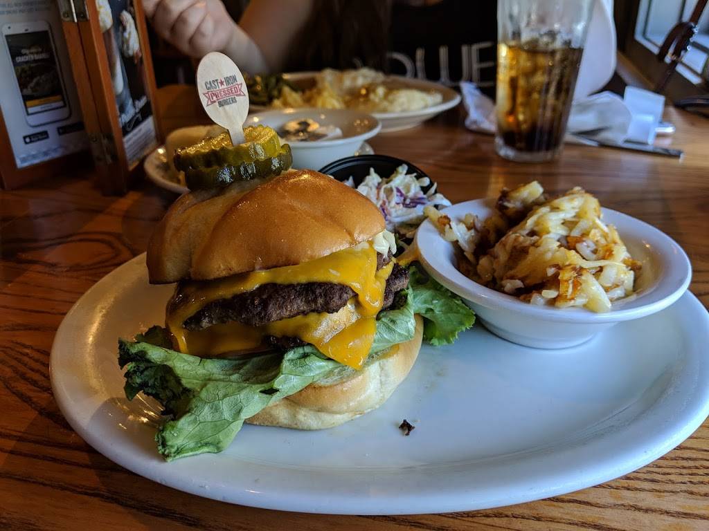 Cracker Barrel Old Country Store | restaurant | 1880 State Rd. 60 E, Valrico, FL 33594, USA | 8136620607 OR +1 813-662-0607