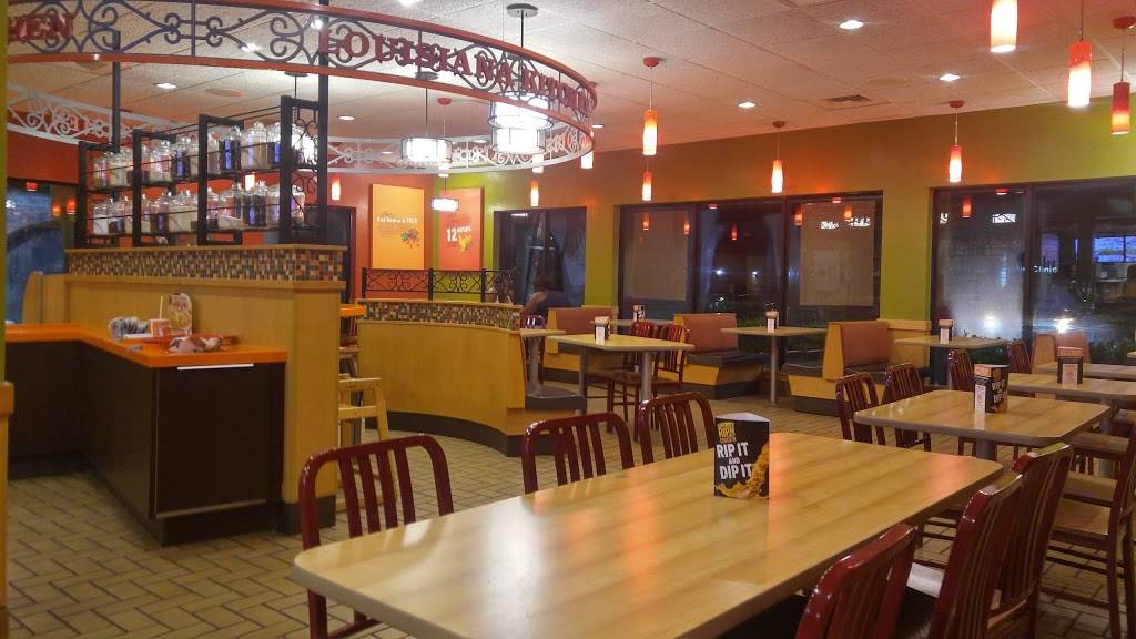 Popeyes Louisiana Kitchen | restaurant | 2825 N Military Trl, West Palm Beach, FL 33409, USA | 5616897767 OR +1 561-689-7767