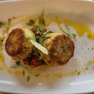 The Lounge | restaurant | 355 S Monarch St, Aspen, CO 81611, USA | 9705446952 OR +1 970-544-6952