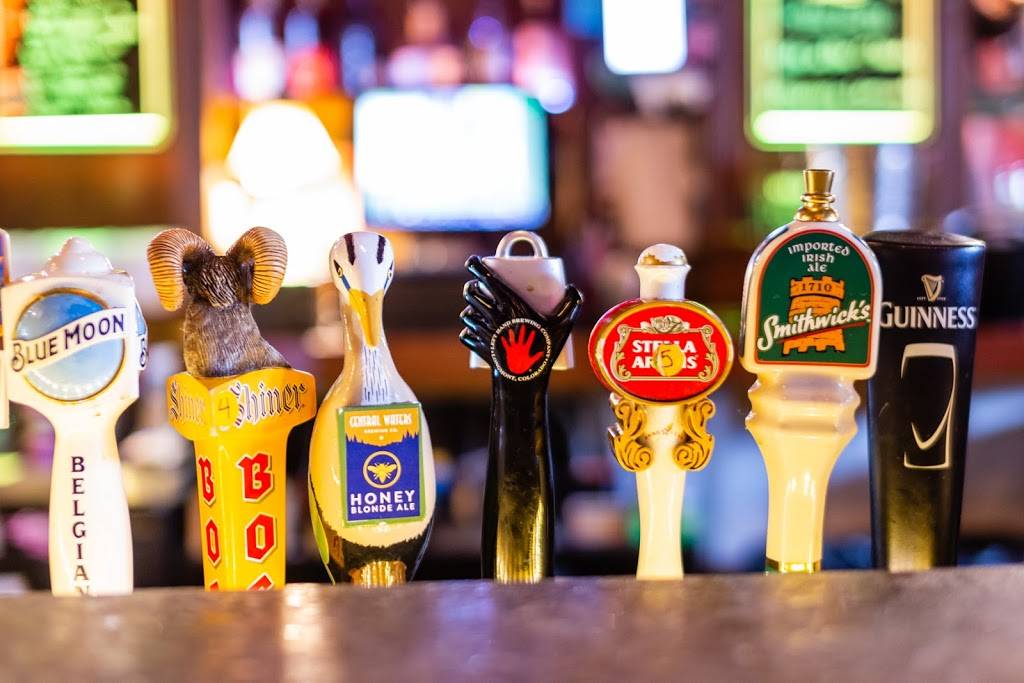 Malarkeys Pub & Townies Grill | restaurant | 408 3rd St, Wausau, WI 54403, USA | 7158193663 OR +1 715-819-3663