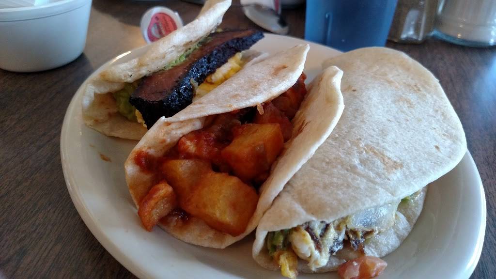 Garcias Mexican Food To Go | restaurant | 842 Fredericksburg Rd, San Antonio, TX 78201, USA | 2107354525 OR +1 210-735-4525