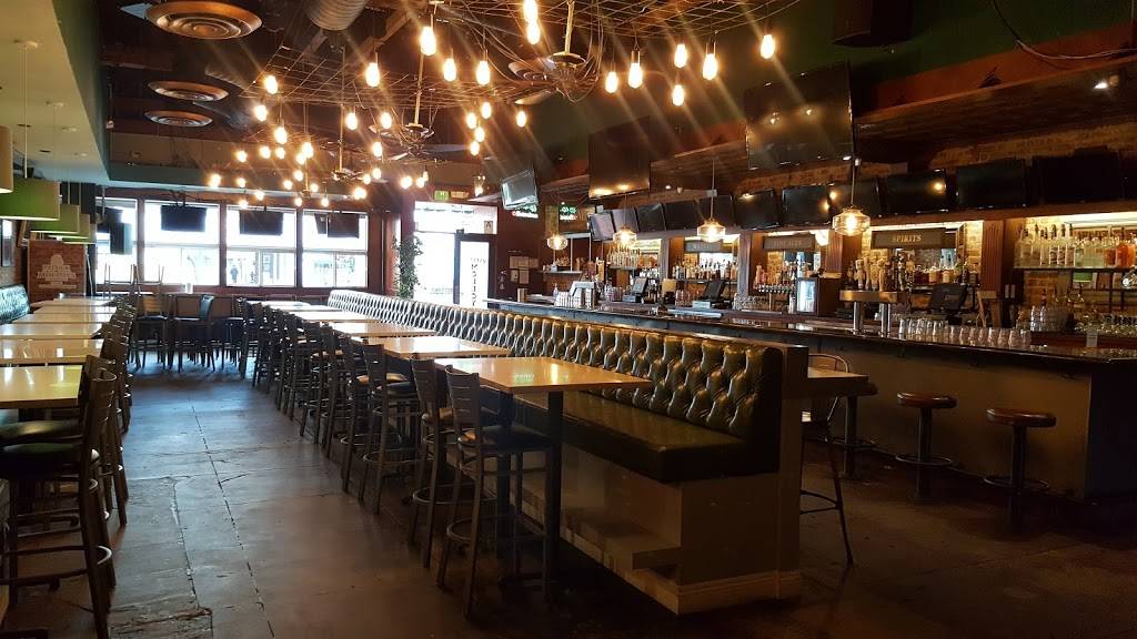 Patrick Molloys Sports Pub | night club | 50 Pier Ave, Hermosa Beach, CA 90254, USA | 3107989762 OR +1 310-798-9762