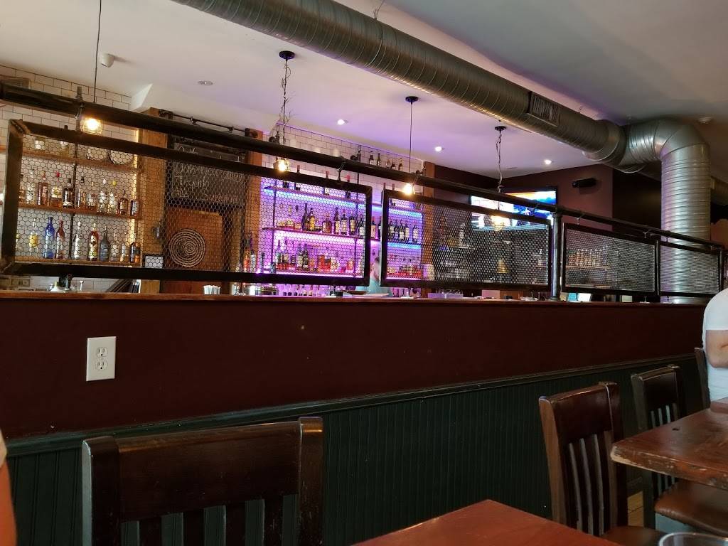 Barracuda Bistro & Bar | restaurant | 1180 Chapel St, New Haven, CT 06511, USA | 2036915696 OR +1 203-691-5696