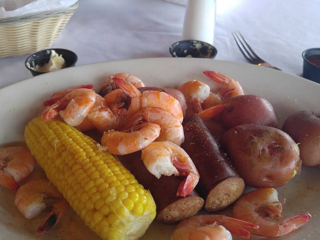 Pearls Saltwater Grille | restaurant | 7000 La Roche Ave, Savannah, GA 31406, USA | 9123528221 OR +1 912-352-8221