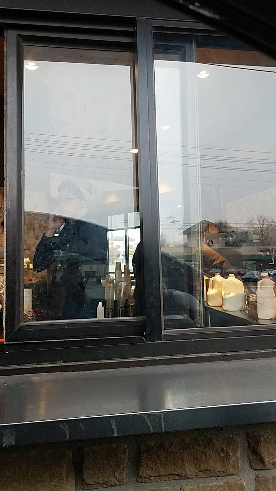 Starbucks | cafe | 3954 Taylorsville Rd, Louisville, KY 40220, USA | 5024521307 OR +1 502-452-1307