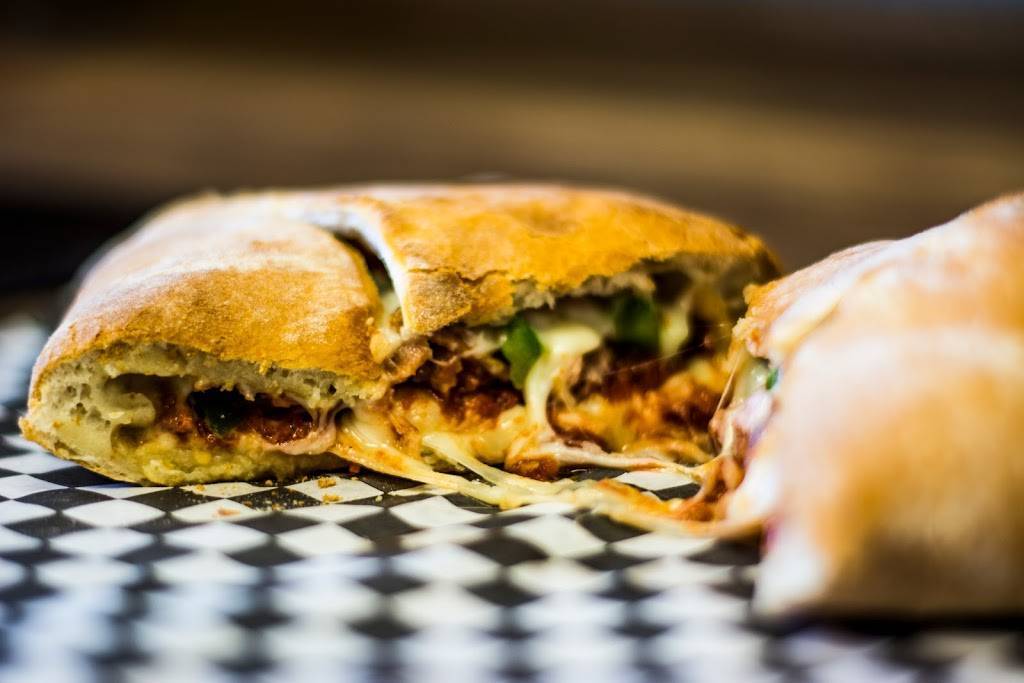 Andys Legendary Pizza | meal takeaway | 10 Metcalfe St W, Strathroy, ON N7G 3Z1, Canada | 5192452525 OR +1 519-245-2525