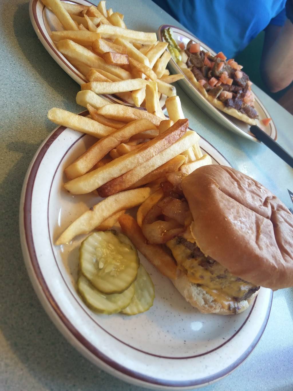 Old Route 66 Family Restaurant | restaurant | 105 S Old Rte 66, Dwight, IL 60420, USA | 8155842920 OR +1 815-584-2920