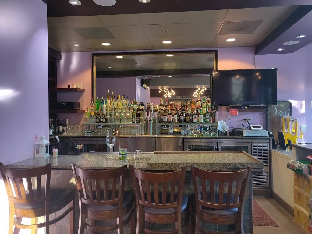 King Of Thai Noodle Restaurant and Bar | restaurant | Nut Tree Village, 1679 E Monte Vista Ave, Vacaville, CA 95688, USA | 7074557150 OR +1 707-455-7150