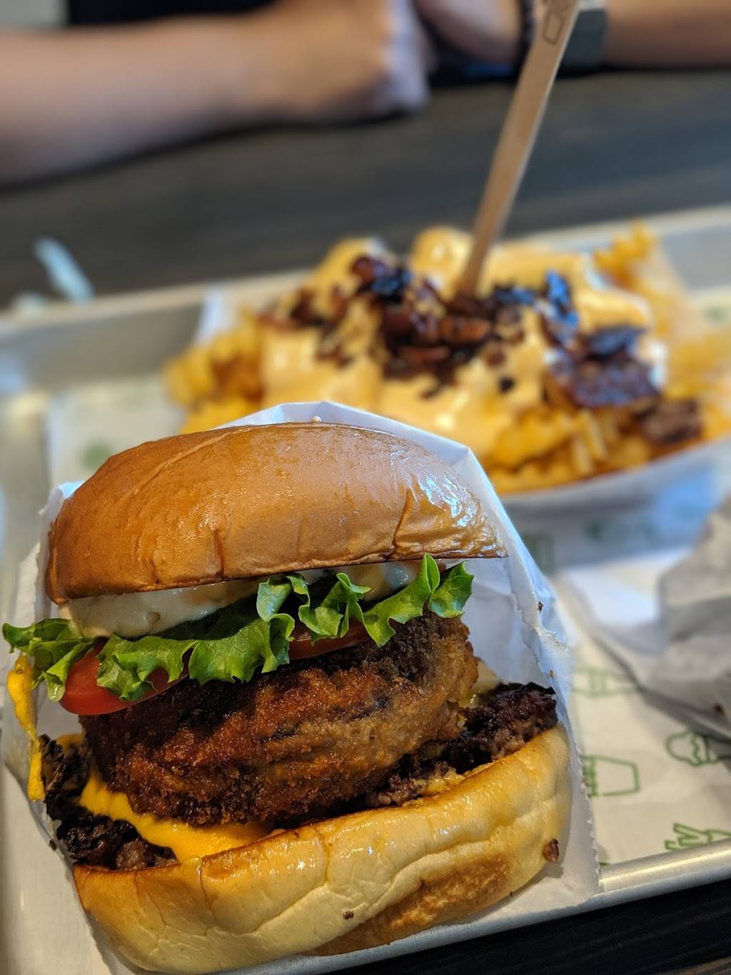 Shake Shack | restaurant | 5500 Greenville Ave Unit #505, Dallas, TX 75206, USA | 4695015031 OR +1 469-501-5031