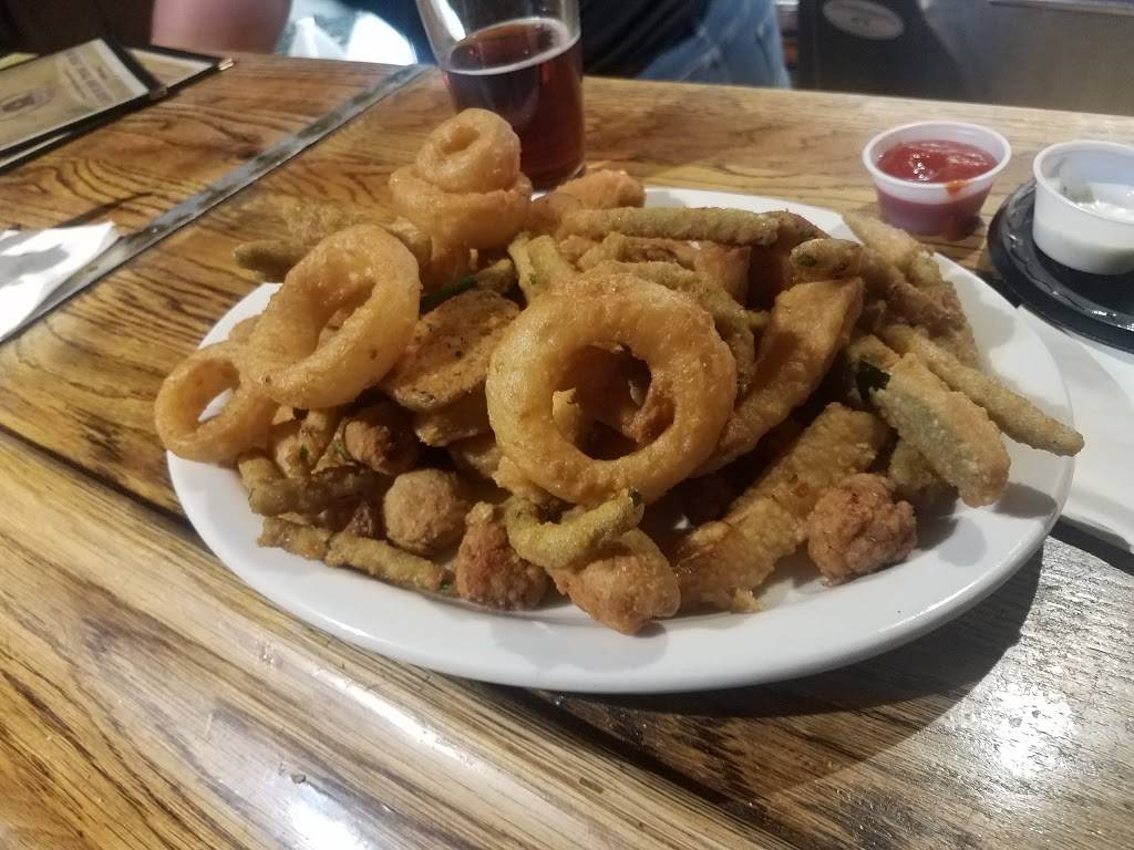 Big Bear Mountain Brewery | restaurant | 40260 Big Bear Blvd, Big Bear Lake, CA 92315, USA | 9098662337 OR +1 909-866-2337