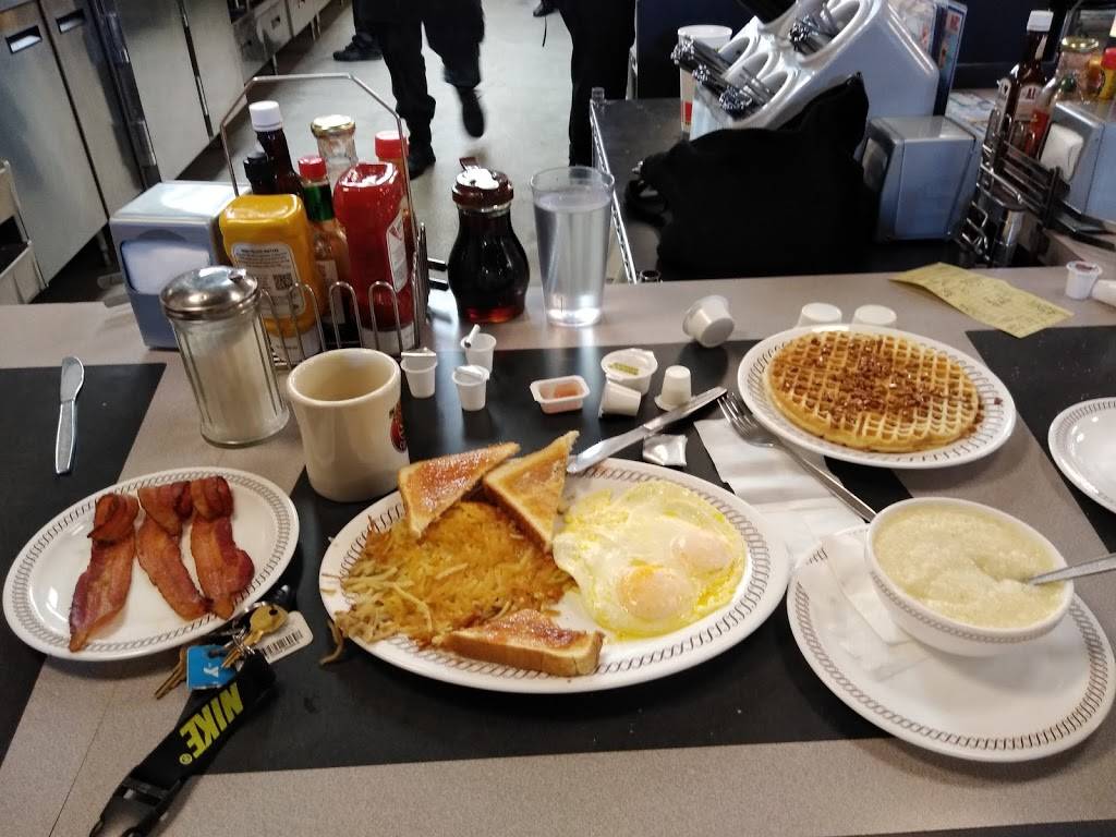 Waffle House | meal takeaway | 1803 W Main St, League City, TX 77573, USA | 2813384418 OR +1 281-338-4418