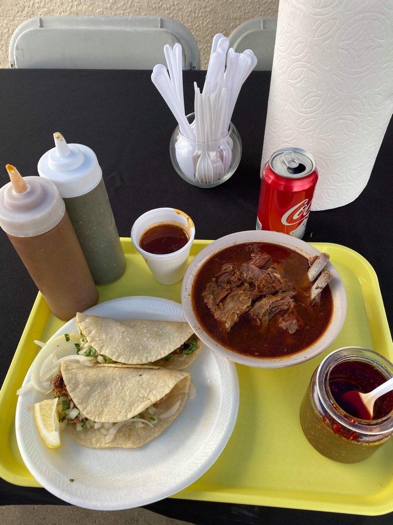 Tacos el Pachuco | restaurant | 1700 S Chester Ave, Bakersfield, CA 93304, USA | 6618593589 OR +1 661-859-3589