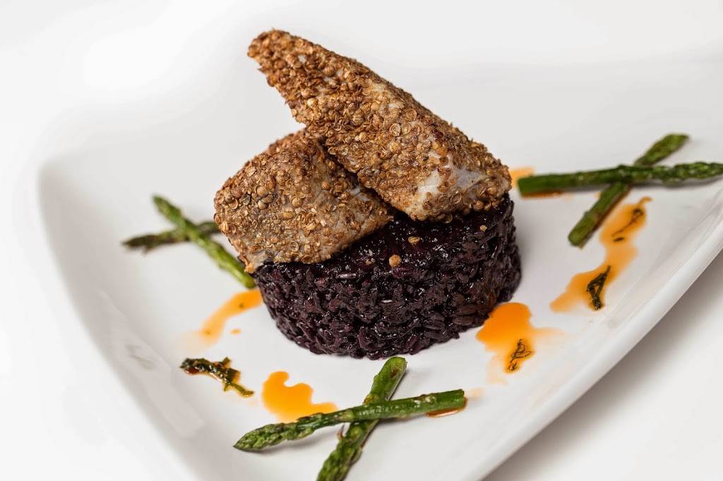 Cork Wine & Grille | restaurant | 5500 Cascade Rd SE, Grand Rapids, MI 49546, USA | 6169490570 OR +1 616-949-0570