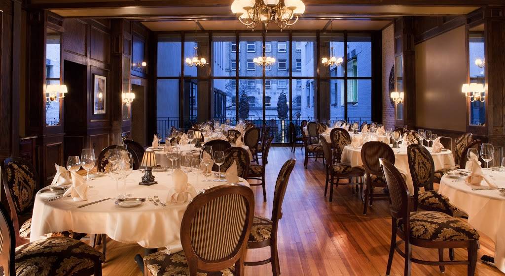 Bohanans Prime Steaks and Seafood | restaurant | 219 E Houston St, San Antonio, TX 78205, USA | 2104722600 OR +1 210-472-2600