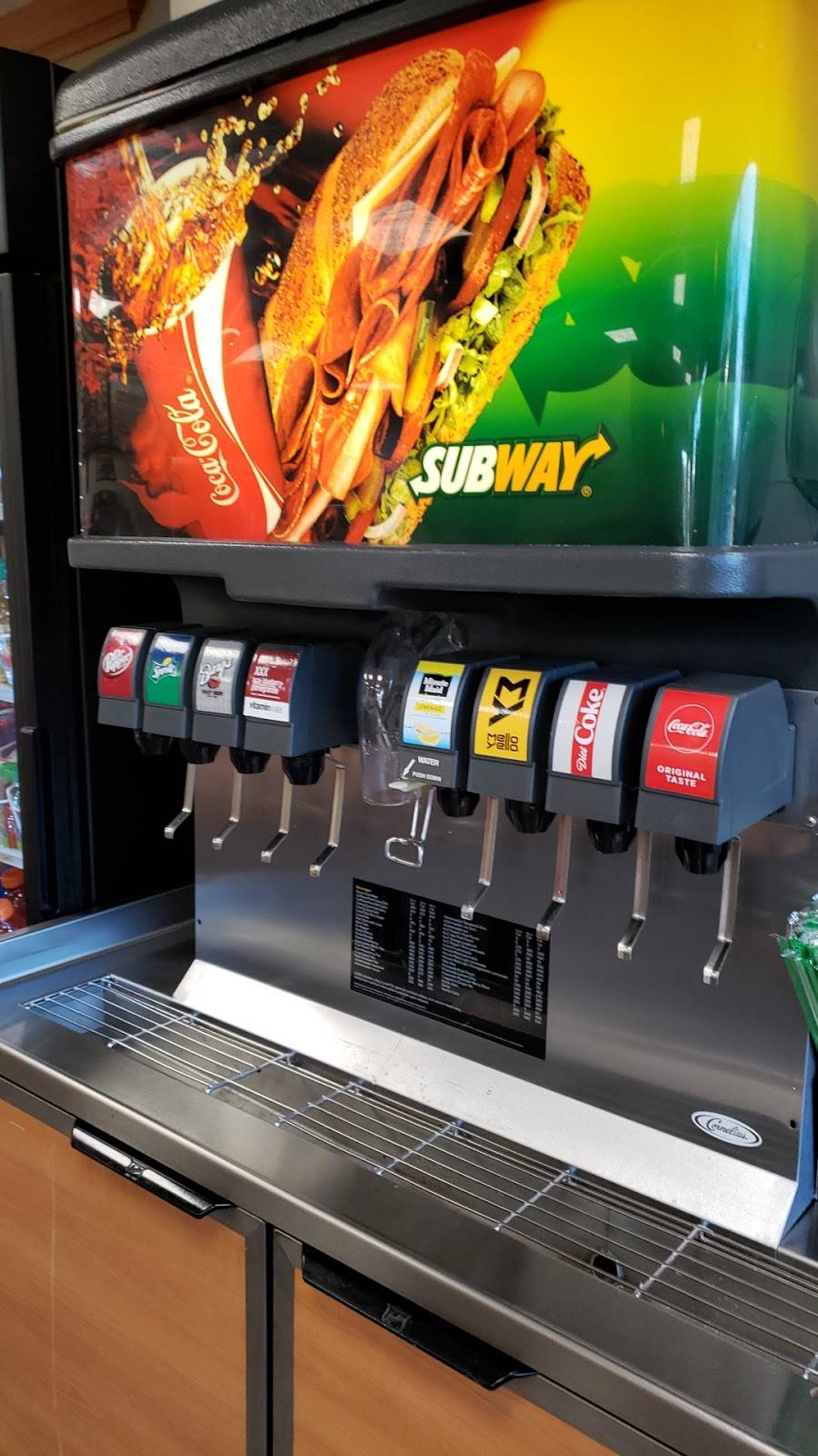 Subway Restaurants | restaurant | 1307 E Eleven Mile Rd, Royal Oak, MI 48067, USA | 2485460808 OR +1 248-546-0808