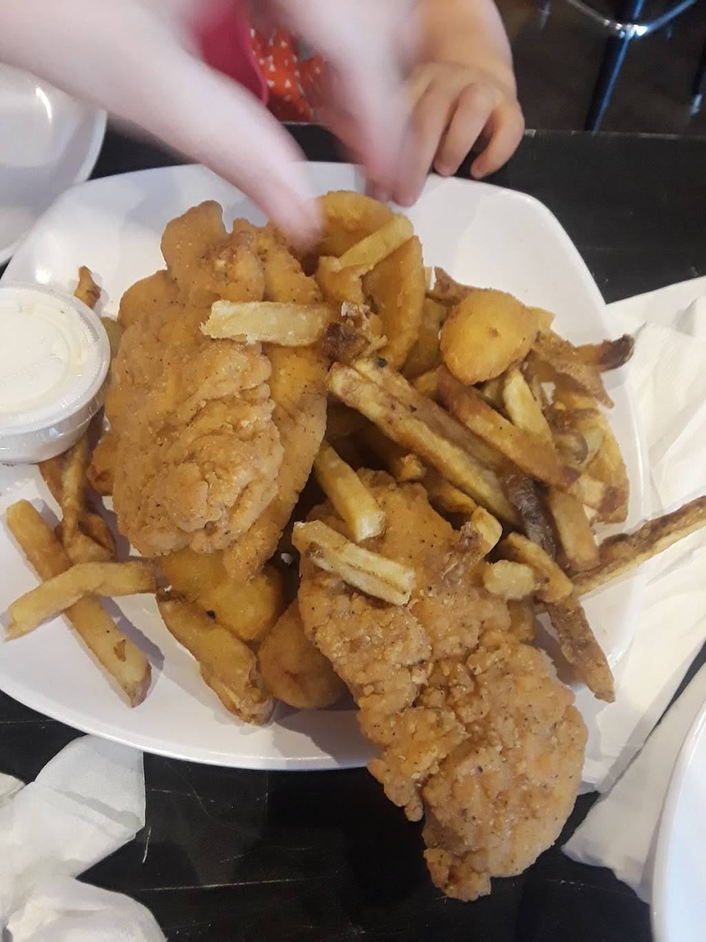 Brick Lot Pub & Grill | restaurant | 253 N 3rd Ave, Sturgeon Bay, WI 54235, USA | 9207439339 OR +1 920-743-9339