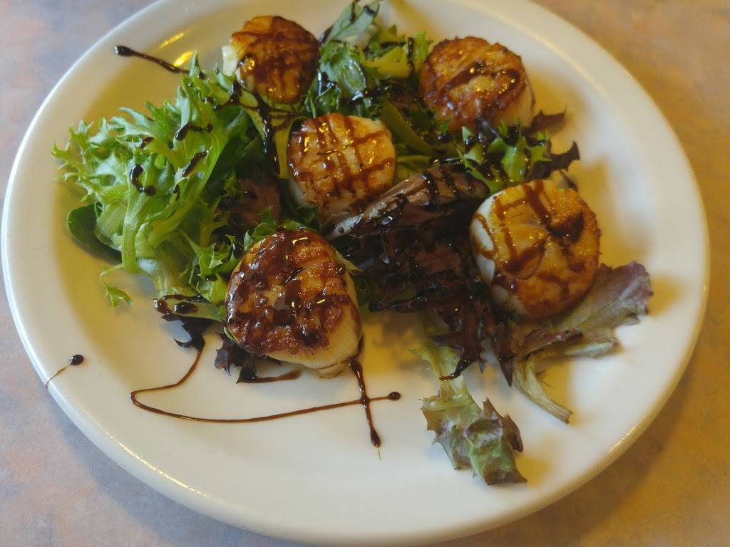 Makris Lobster & Steak House | restaurant | 354 Sheep Davis Rd, Concord, NH 03301, USA | 6032257665 OR +1 603-225-7665