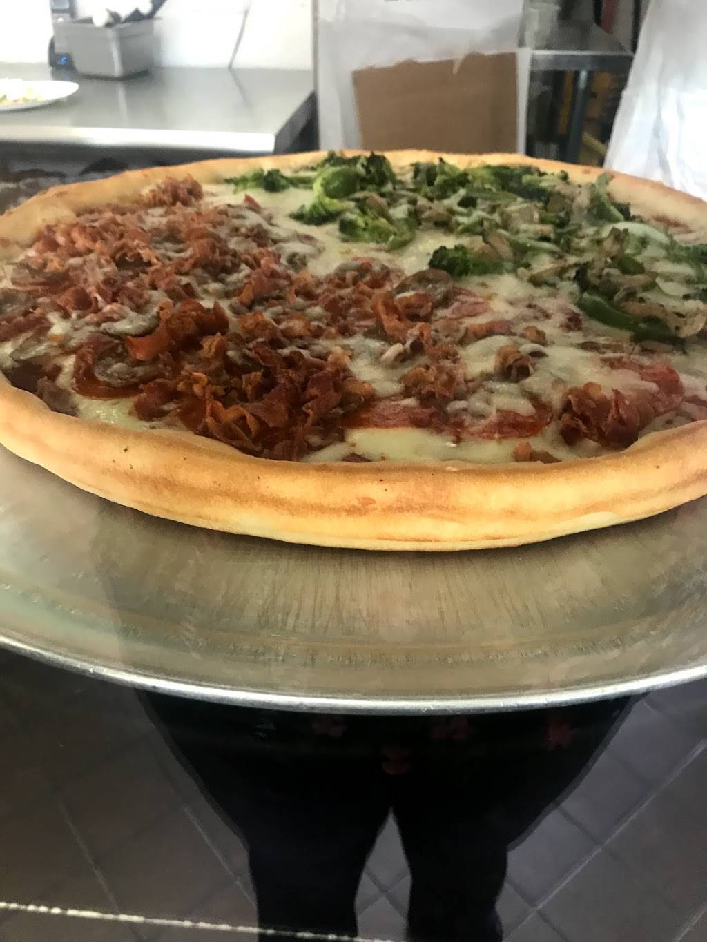 La Pizzeria del Sabor | restaurant | 3014, 49 Palisade Ave, Yonkers, NY 10701, USA | 9142076295 OR +1 914-207-6295