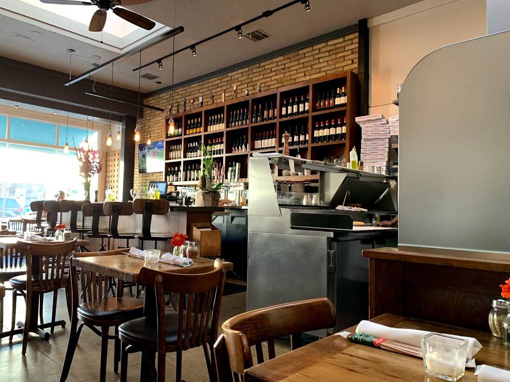 Ca Dario Pizzeria | restaurant | 29 E Victoria St, Santa Barbara, CA 93101, USA | 8058849419 OR +1 805-884-9419