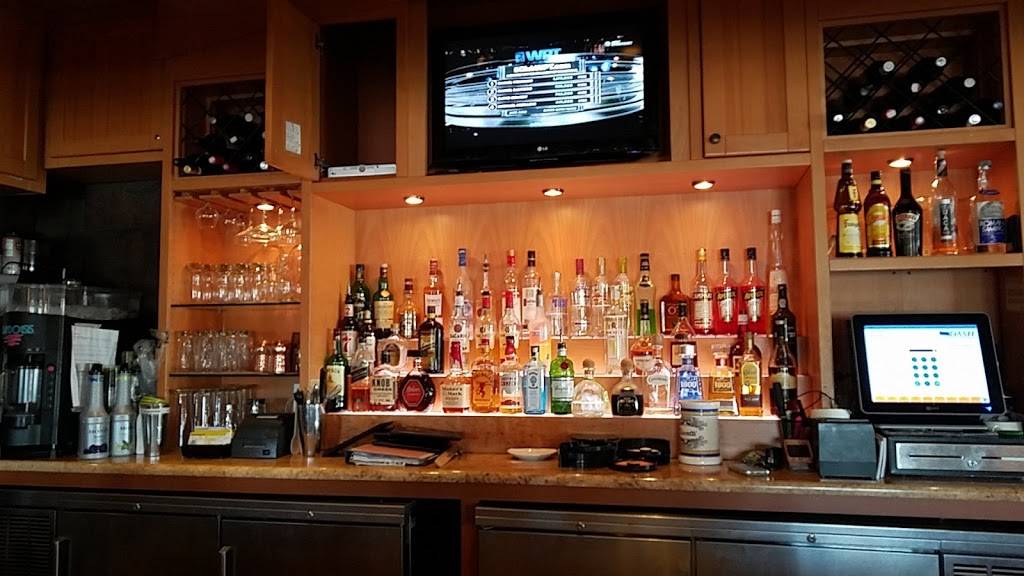 Olive Garden Italian Restaurant | meal takeaway | 10 Wilson Ave, Hanover, PA 17331, USA | 7176308338 OR +1 717-630-8338