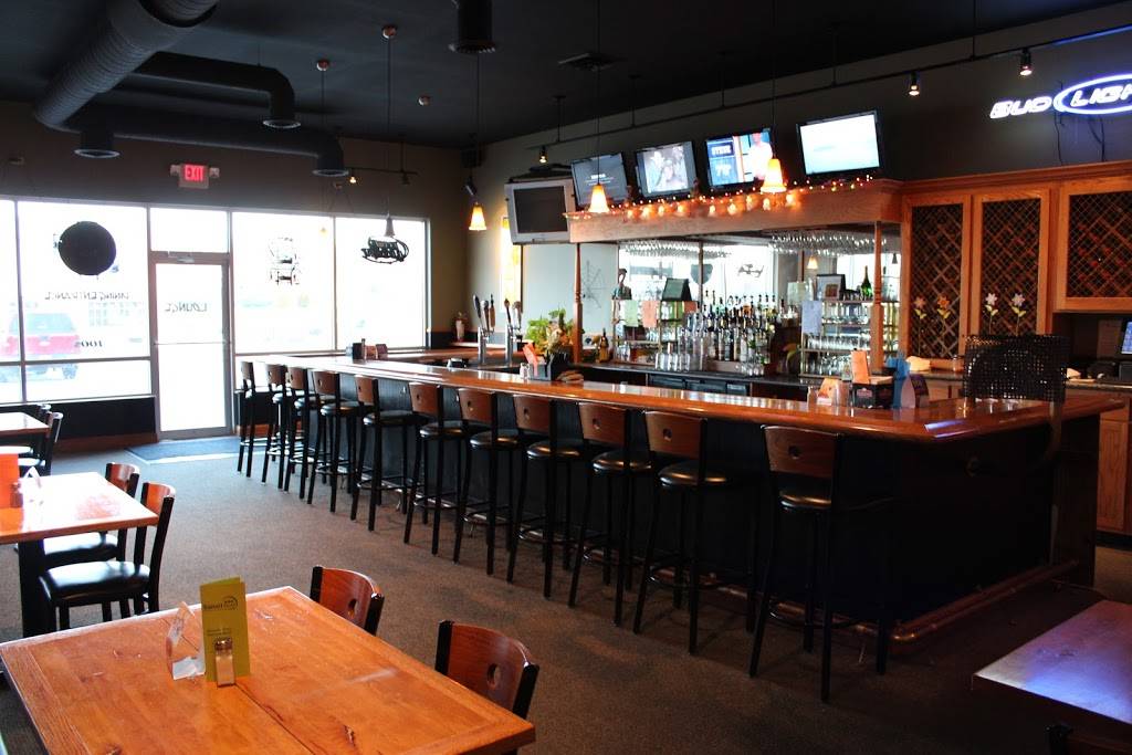 Sweet Peas Grill & Bar | restaurant | 1325 S Oakwood Ave, Geneseo, IL 61254, USA | 3099441122 OR +1 309-944-1122