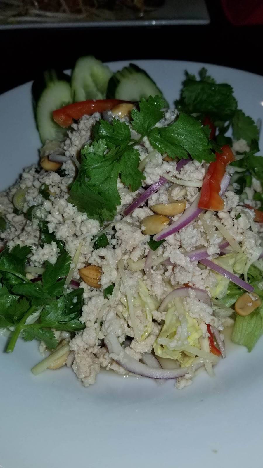 Poms Thai Restaurant | restaurant | 209 Western Ave, South Portland, ME 04106, USA | 2073473000 OR +1 207-347-3000