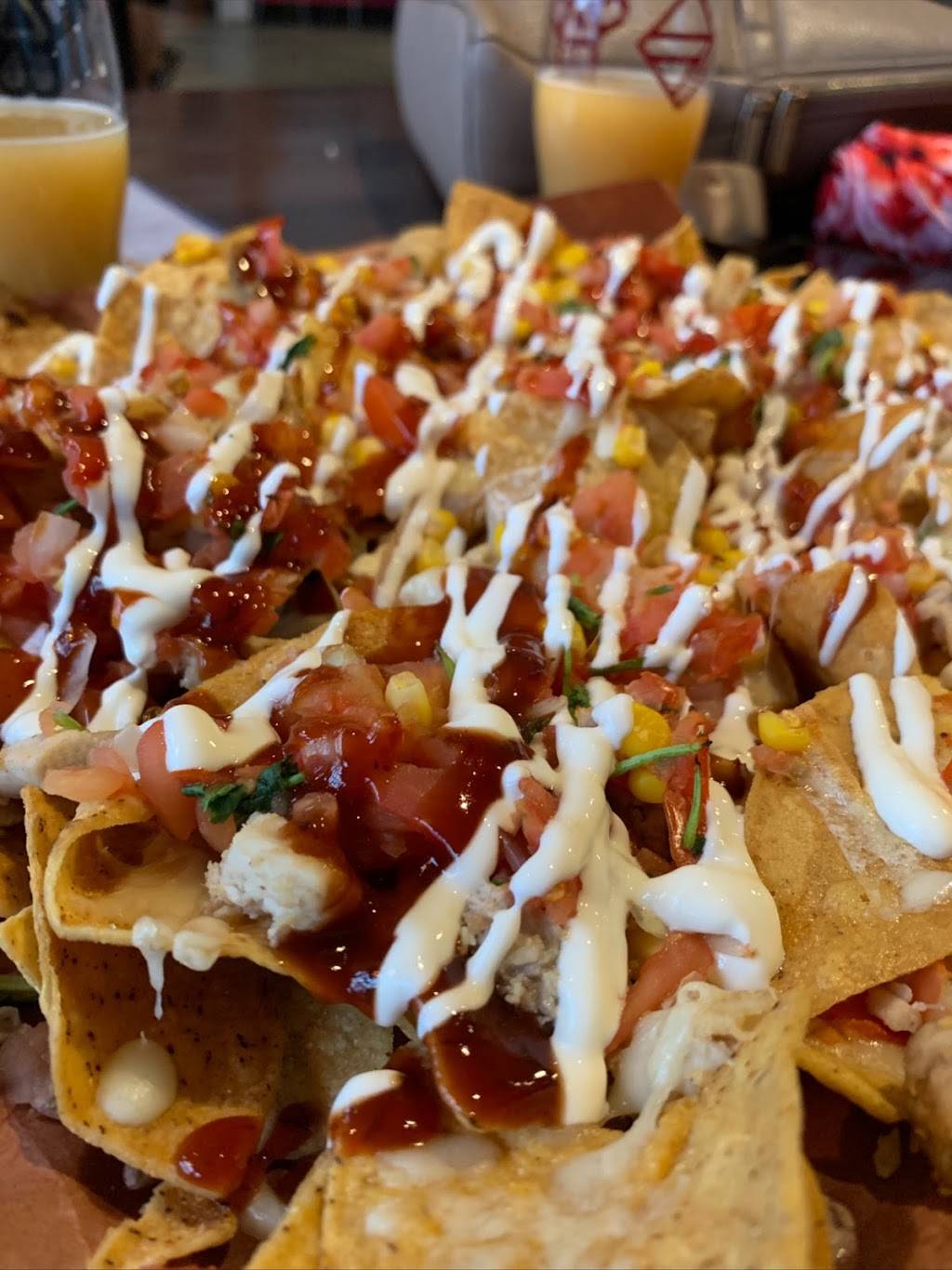 Locally Sauced | restaurant | 4 Thompsons Point #107, Portland, ME 04102, USA | 2078357012 OR +1 207-835-7012