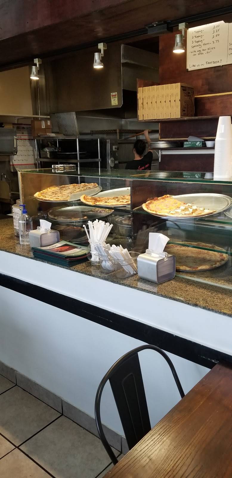 Al Forno Pizza | restaurant | 75 E Indiantown Rd #701, Jupiter, FL 33477, USA | 5617483500 OR +1 561-748-3500