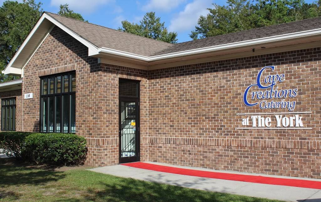 Cape Creations Catering at The York Diner | restaurant | 114 Horizon Park Dr, Savannah, GA 31405, USA | 9123549672 OR +1 912-354-9672