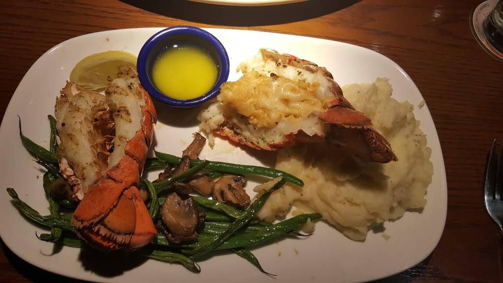 Red Lobster | restaurant | 3425 Candlers Mountain Rd, Lynchburg, VA 24502, USA | 4348470178 OR +1 434-847-0178