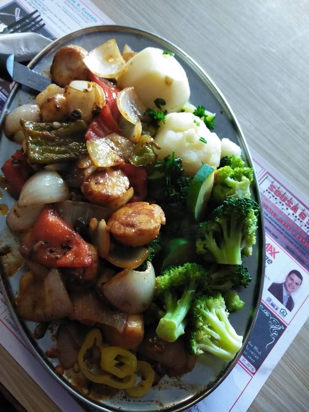 My Place Restaurant | restaurant | 291 Nash Rd, New Bedford, MA 02746, USA | 5089977965 OR +1 508-997-7965