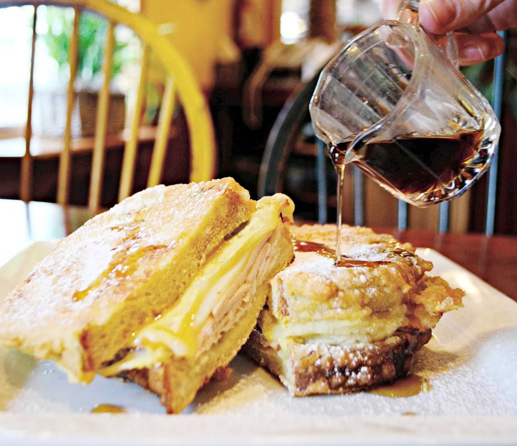 Cobblestone Village Café & Interiors | cafe | 10 N Main St unit b, Waynesville, OH 45068, USA | 5138970021 OR +1 513-897-0021