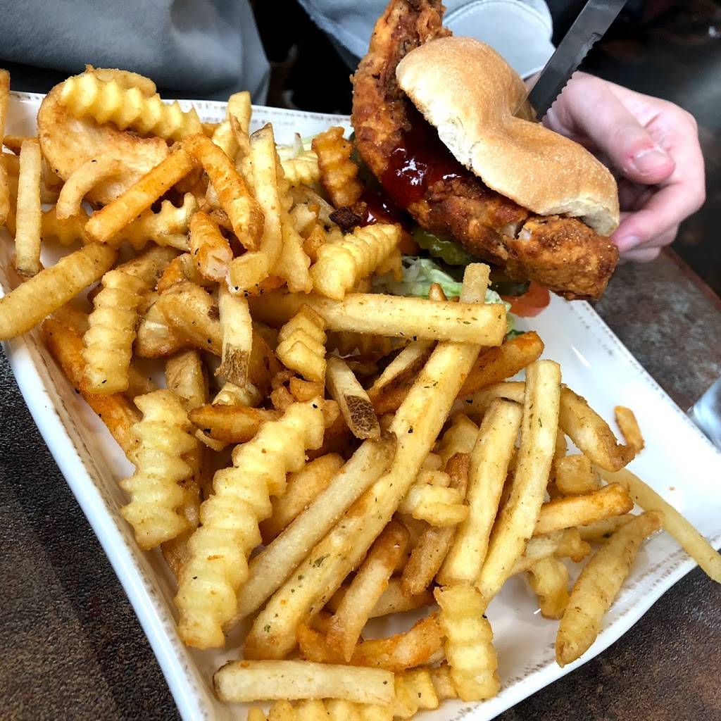 Midtown Grill | restaurant | 8913 W North Ave, Wauwatosa, WI 53226, USA | 4148376400 OR +1 414-837-6400