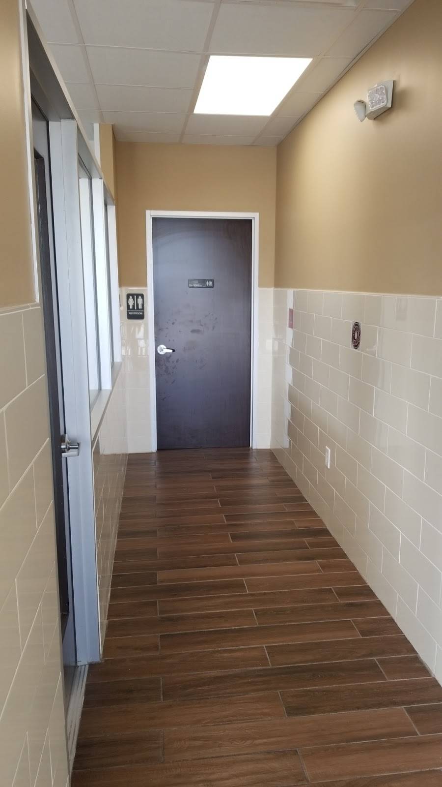 Shipleys Do-Nuts | restaurant | 25417 Kuykendahl Rd #101, Tomball, TX 77375, USA | 8327176411 OR +1 832-717-6411