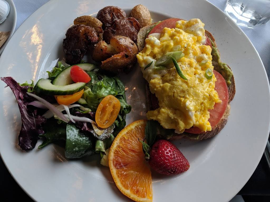 Table 21 Kitchen & Wine Bar | restaurant | 2956 Bloor St W, Etobicoke, ON M8X 1B7, Canada | 4162362867 OR +1 416-236-2867