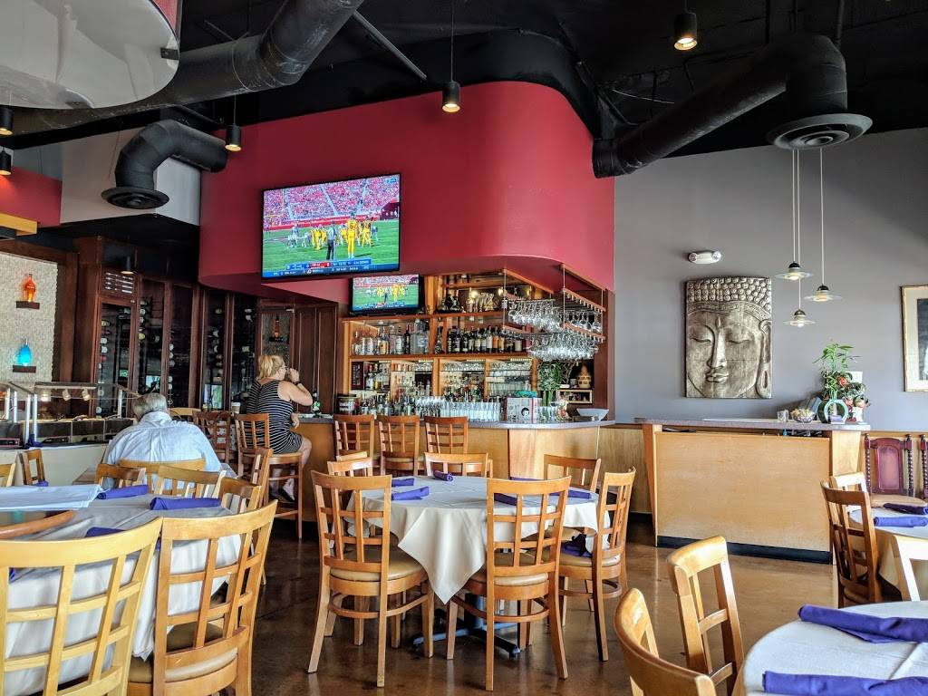 George & Sons Asian Cuisine | restaurant | 11291 E Vía Linda, Scottsdale, AZ 85259, USA | 4806616336 OR +1 480-661-6336