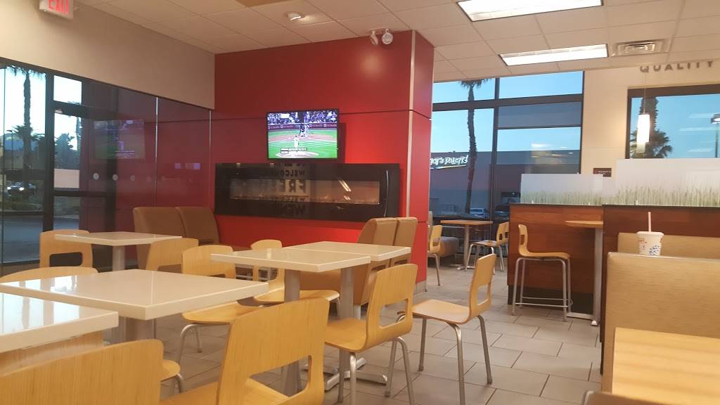 Wendys | restaurant | 8900 W Charleston Blvd, Las Vegas, NV 89117, USA | 7029470158 OR +1 702-947-0158